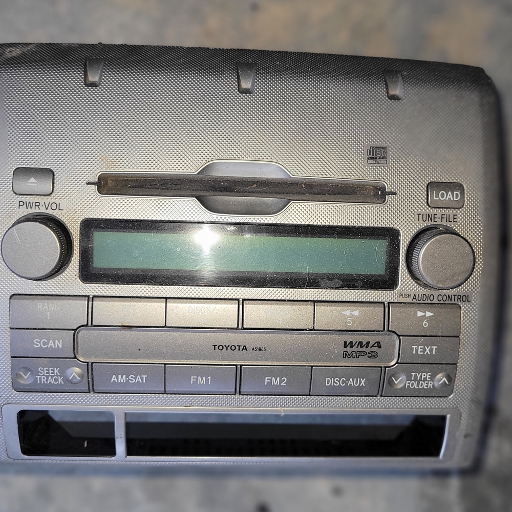 Toyota Tacoma OEM Factory Stereo And 6-Disc CD Changer 2005-2011 *WORKS GREAT*